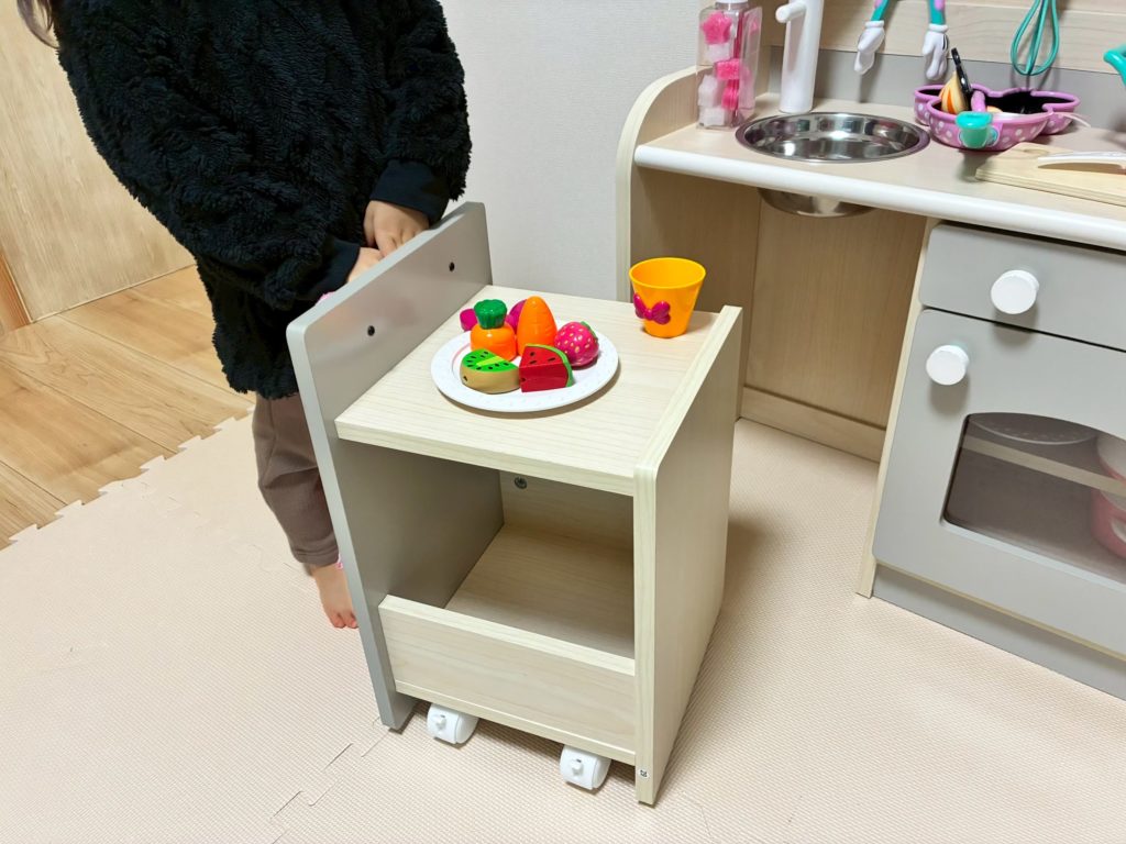 おままごとキッチンのワゴン